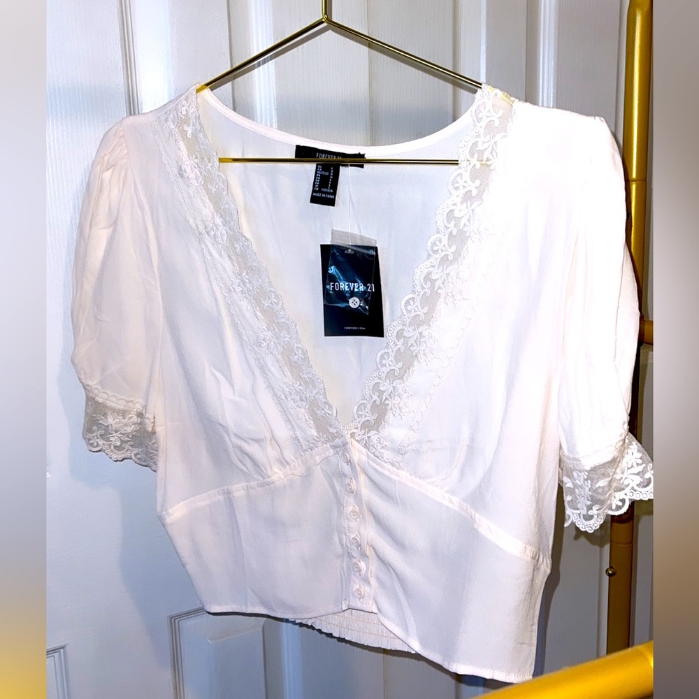 Forever 21 Cropped Blouse